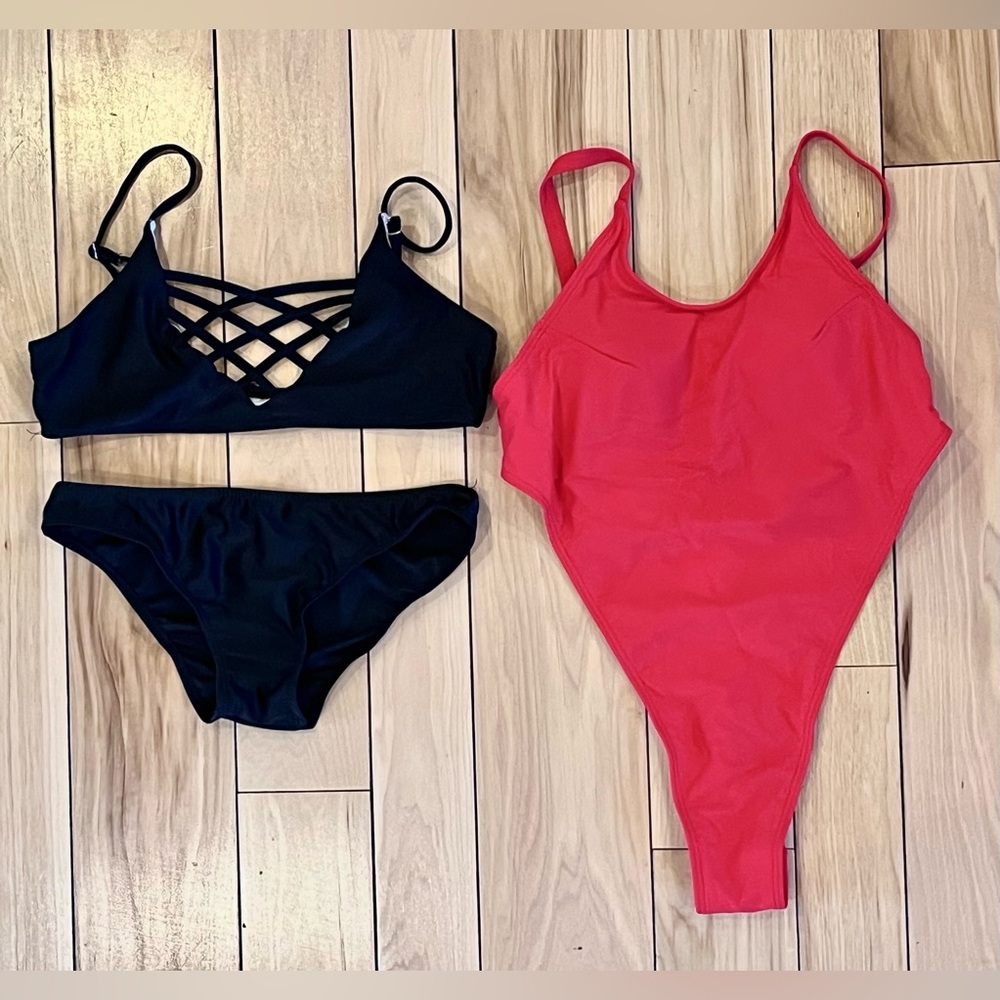 Black & Red Swimsuit BUNDLE, EXTRA SMALL, RED SUIT AND BLACK BOTTOMS NEVER WORN